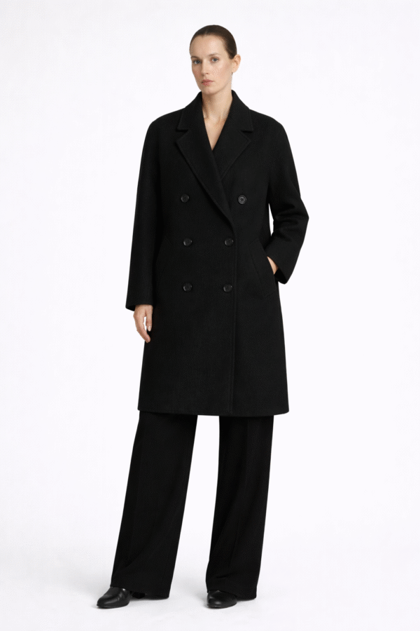 Juodas pavasarinis dvieilis paltas