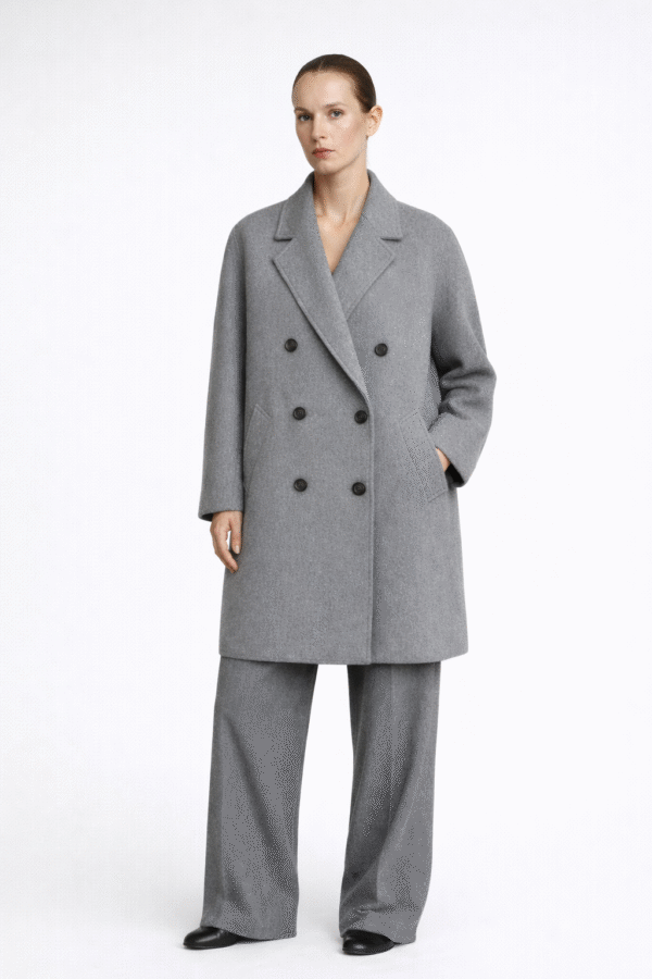 Pilkas dvieilis paltas